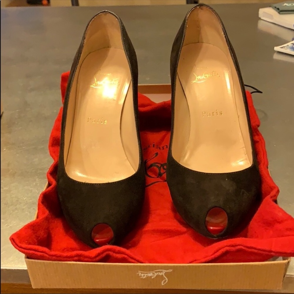 Brown suede, peep toe CHRISTIAN LOUBOUTIN SHOES ❤️